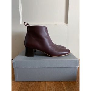 everlane day boot burgundy